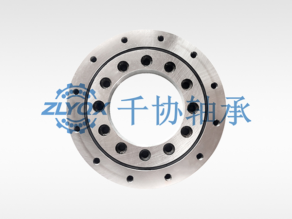 XU、XSU系列交叉滾子軸承